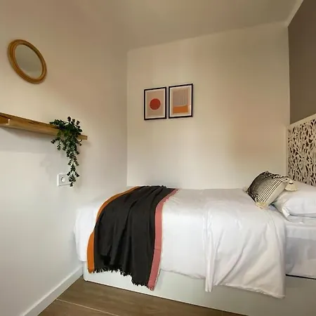 Apartment 'walk To Camp Nou' Stylish 3bd Smart Tv Wifi